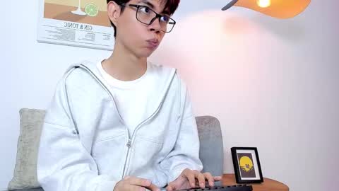 Snapshot of daniell_rdrig chatting on March 2026 12:56:02 PM Daniel online show from March 2026 12:56:02 PM