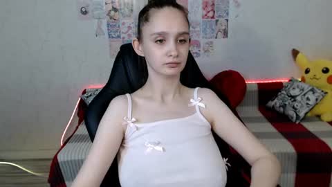 Snapshot of daniella_martin chatting on June 2026 12:37:01 AM Daniella Martin online show from June 2026 12:37:01 AM
