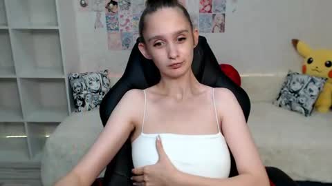 Snapshot of daniella_martin chatting on July 2026 11:48:02 PM Daniella Martin online show from July 2026 11:48:02 PM