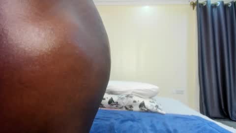 Snapshot of danielle_rock chatting on February 2025 06:27:02 AM danielle_rock online show from February 2025 06:27:02 AM