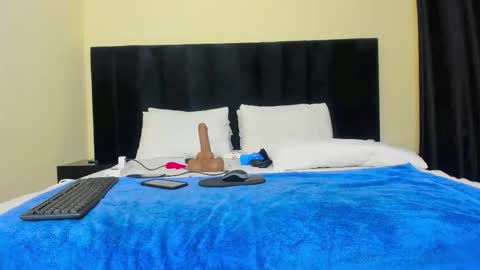 Snapshot of danielle_rock chatting on January 2026 09:53:02 PM danielle_rock online show from January 2026 09:53:02 PM