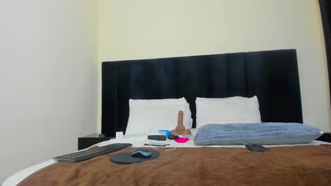 Snapshot of danielle_rock chatting on February 2026 07:45:02 PM danielle_rock online show from February 2026 07:45:02 PM