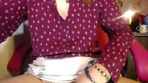 Angie online show from April 2026 03:19:02 PM