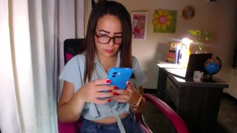 Angie online show from June 2026 06:30:02 PM
