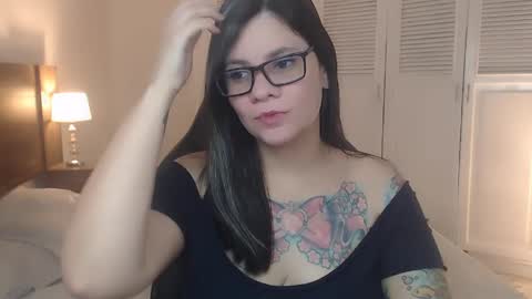 daniellerain online show from April 2026 10:05:01 AM