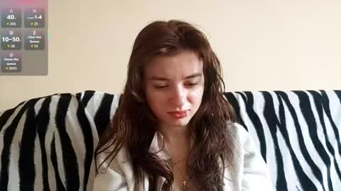 Mia online show from December 2025 06:54:02 AM