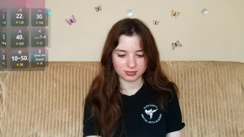 Snapshot of daniellevaulet chatting on May 2026 01:18:02 PM Mia online show from May 2026 01:18:02 PM