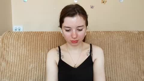 Snapshot of daniellevaulet chatting on June 2026 07:09:02 AM Mia online show from June 2026 07:09:02 AM