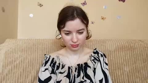Mia online show from July 2026 07:12:01 AM