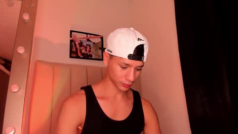 Snapshot of daniels_cruz chatting on February 2025 09:23:01 PM Daniels Cruz online show from February 2025 09:23:01 PM