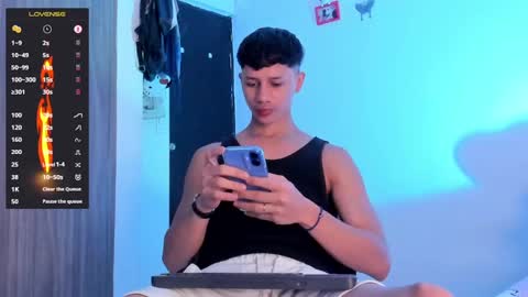 Snapshot of daniels_cruz chatting on March 2025 11:16:02 PM Daniels Cruz online show from March 2025 11:16:02 PM