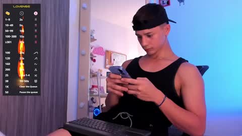 Snapshot of daniels_cruz chatting on March 2025 09:18:02 PM Daniels Cruz online show from March 2025 09:18:02 PM