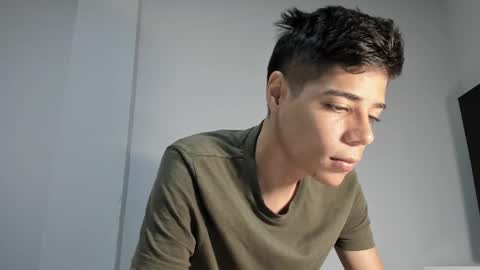 danielsanta188 online show from February 2026 03:43:01 PM