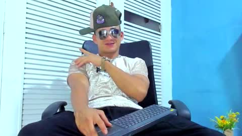 Dani online show from February 2025 04:08:02 AM