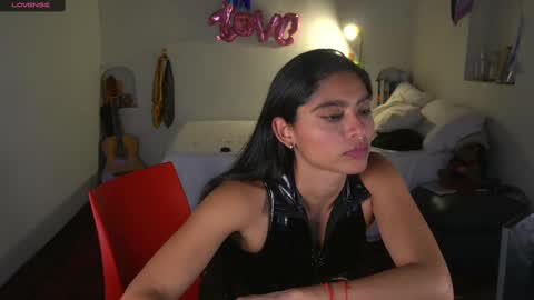 danalle .. online show from October 2025 10:21:02 PM