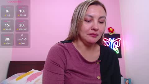 K A R O L online show from April 2026 11:21:02 PM