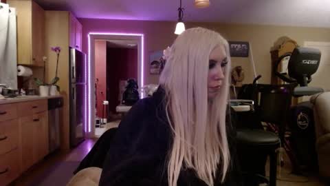 DanikaWhite69 online show from December 2024 08:45:02 AM