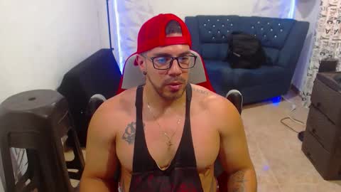 Snapshot of danilofit chatting on June 2026 03:36:01 PM DANILO online show from June 2026 03:36:01 PM