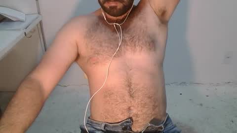 Snapshot of danioli614 chatting on December 2025 02:20:02 AM Dani Oli online show from December 2025 02:20:02 AM