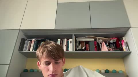 danio hot online show from October 2025 10:57:02 AM