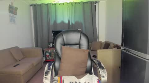 Snapshot of danisweet_ chatting on June 2026 10:59:02 PM dani online show from June 2026 10:59:02 PM