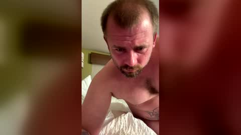 dank438 online show from December 2025 04:17:01 AM