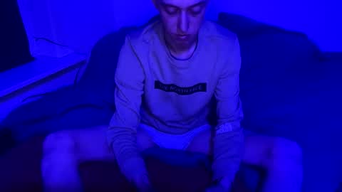 danlshkarl9000 online show from April 2026 11:24:01 PM