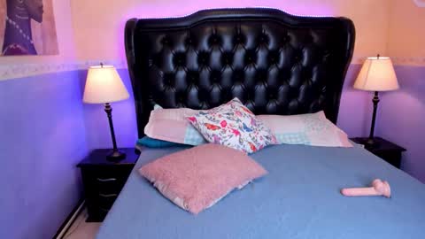 Danna online show from February 2026 03:01:01 PM