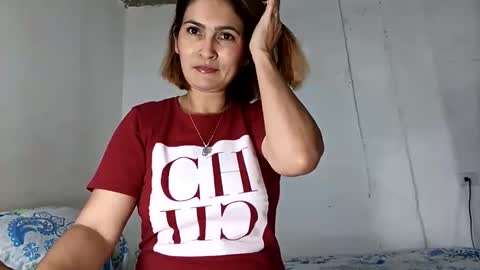 danna_isabela online show from February 2026 09:57:01 PM