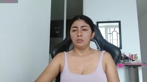 Danna online show from November 2025 03:07:02 PM