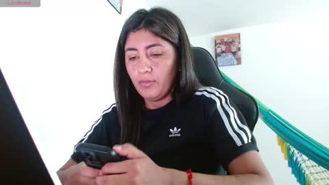 Danna online show from March 2026 09:45:01 PM