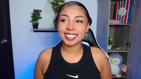 Danna online show from December 2025 10:53:01 AM