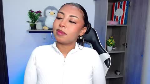 Danna online show from December 2025 11:25:02 AM