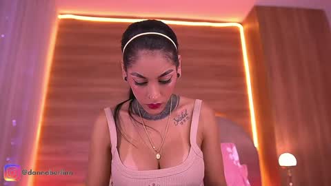 Danna Berlin  online show from April 2026 07:20:02 PM