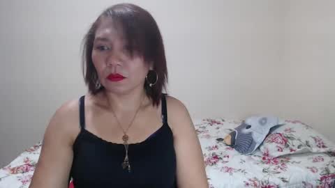 dannamomcerratt online show from April 2026 09:06:02 PM
