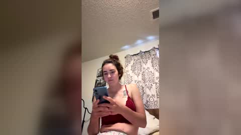 Snapshot of danni26_ chatting on June 2026 06:22:02 PM danni26_ online show from June 2026 06:22:02 PM