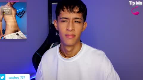 Danny online show from October 2025 06:03:02 AM