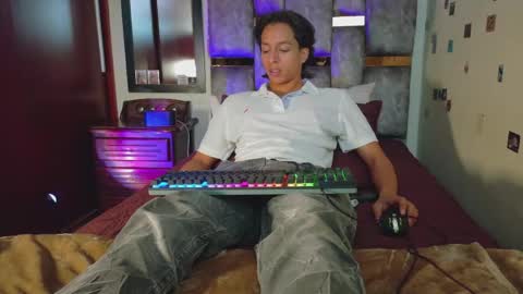 phantom555 online show from April 2026 06:53:02 PM