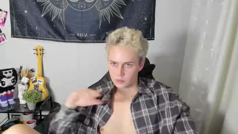 danny online show from November 2025 06:17:01 PM