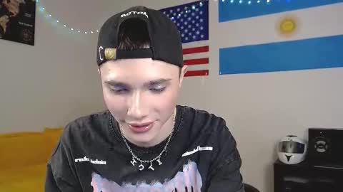 Danny online show from October 2025 10:18:01 AM