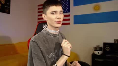 Danny online show from November 2025 10:25:02 AM