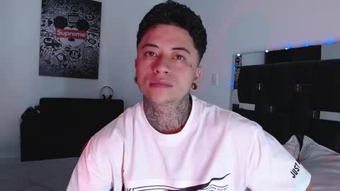 Danny  online show from February 2025 09:16:02 PM