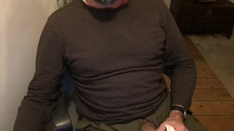 Snapshot of dannybuoy2 chatting on December 2024 11:21:01 PM dannybuoy2 online show from December 2024 11:21:01 PM