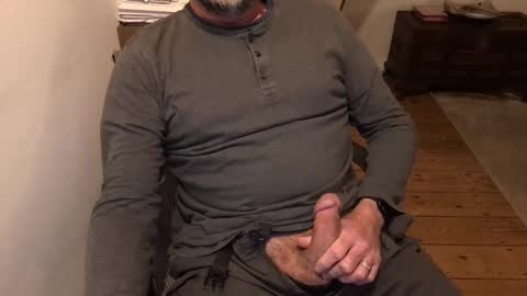 Snapshot of dannybuoy2 chatting on January 2026 11:07:01 PM dannybuoy2 online show from January 2026 11:07:01 PM