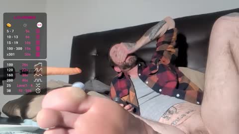 Snapshot of danooo1984 chatting on December 2025 08:43:01 AM danooo1984 online show from December 2025 08:43:01 AM