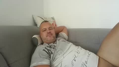 Snapshot of danrud81 chatting on October 2025 11:05:02 AM Daniel online show from October 2025 11:05:02 AM