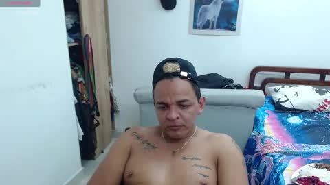 Snapshot of dantebig_22 chatting on January 2025 06:57:01 PM dantebig_22 online show from January 2025 06:57:01 PM