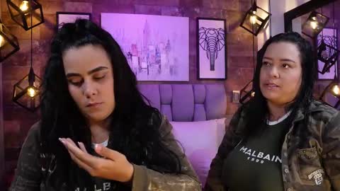 Dany And Alexa online show from February 2026 11:22:01 AM