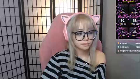 Snapshot of danyelleeyermann chatting on June 2026 01:09:02 PM danyelleeyermann online show from June 2026 01:09:02 PM