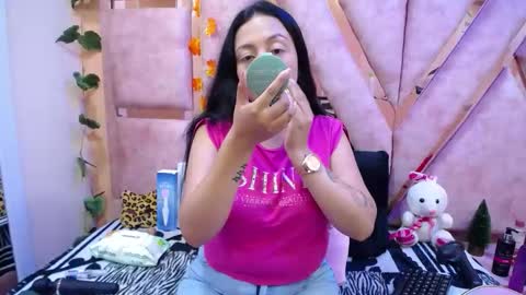 DanySwet online show from November 2025 07:27:01 PM